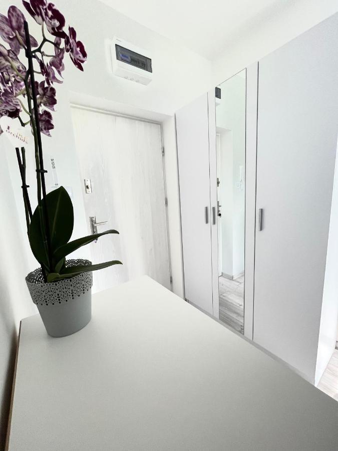 Apartament Goplanska Free Parking Self Check-In 24H Poznan Exterior foto